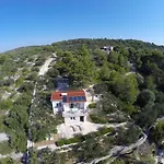 House Blue Lagoon Дом отдыха