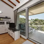 House Blue Lagoon *
