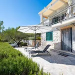 House Blue Lagoon Σπίτι διακοπών Okrug Gornji